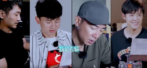 四对明星夫妇默契大考验，一对满分通关，一对尤其尴尬