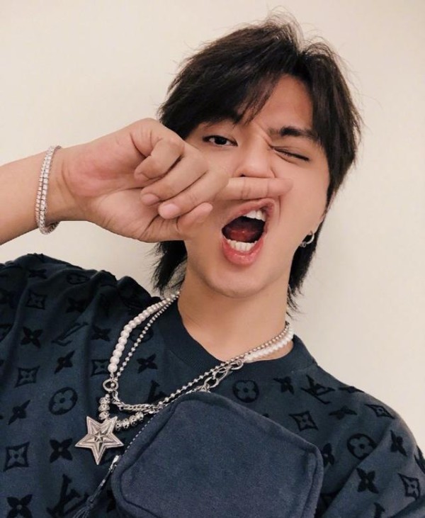 周扬青罗志祥将复合？女方晒与男方好友合照，明星恋爱太难懂