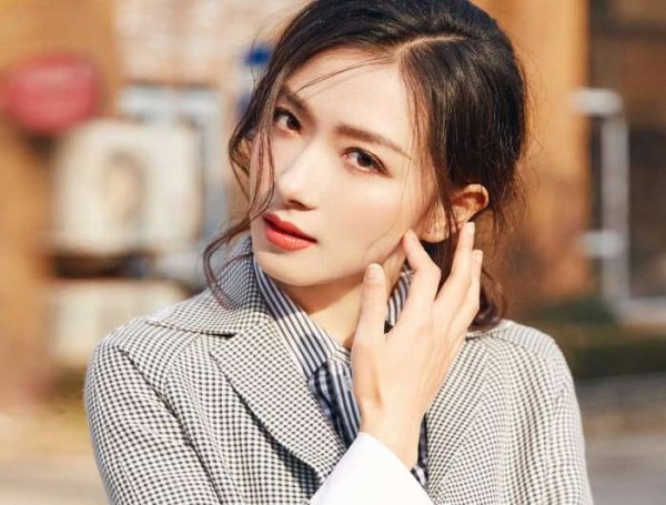 万茜自曝7次拒某导演“潜规则”, 他放话封杀到底, 网友留言亮了