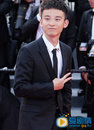 董子健個人資料簡介 董子健家庭背景