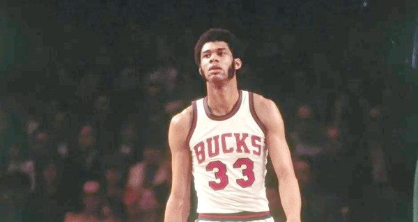 贾巴尔：天勾传奇的职业生涯与荣誉