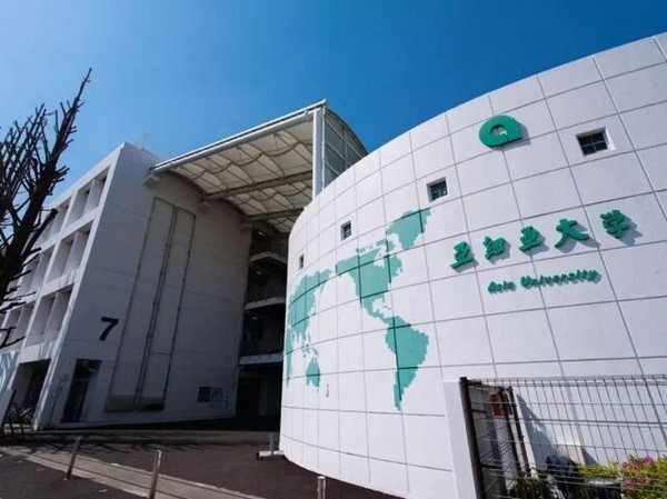 朱迅:从日本深造到中国荧屏的璀璨明星