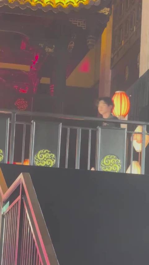 常华森兰蔻新春游园会活动，小V领帅麻了