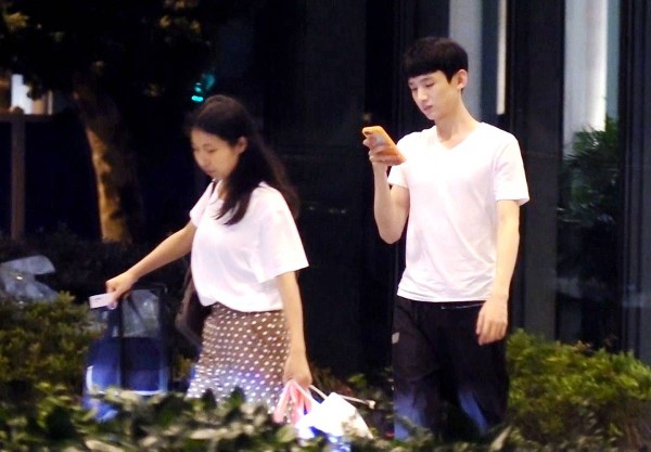 金晨为白敬亭发声背后：娱乐圈公关的真真假假