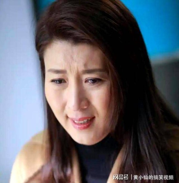 落地的凤凰不如鸡、闫学晶事件再次升级，底裤被扒的干干净净