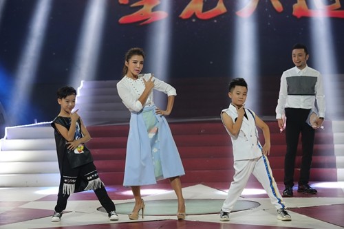 迅宝宝成为实力舞蹈担当