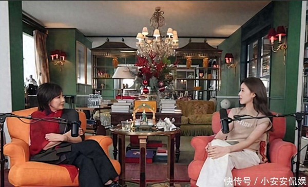 32岁章泽天和60岁刘嘉玲同框，明星和豪门的差距！