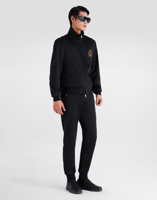 非常一周｜杜嘉班纳发布春夏系列；蒂芙尼明星贺新春；雅诗兰黛深耕人才战略；戴比尔斯闪耀金球奖