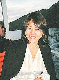 马来西亚美容界女强人李如云的传奇人生