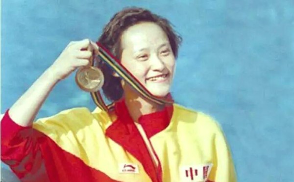 中国体育十大传奇巨星及他们的辉煌成就