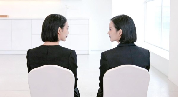 明星社交新动态：从张函瑞登榜到董洁热依扎尴尬对视