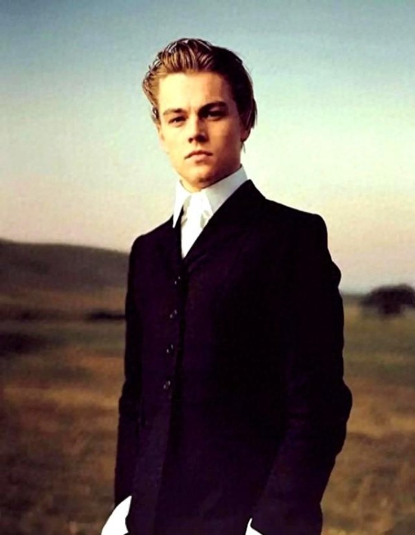 全球明星榜引热议：解析卓别林等传奇人物的持久魅力