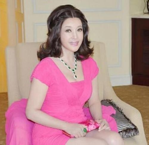 娱乐圈绯闻最多的五大女明星，第一位已年过六十，第五位众所周知