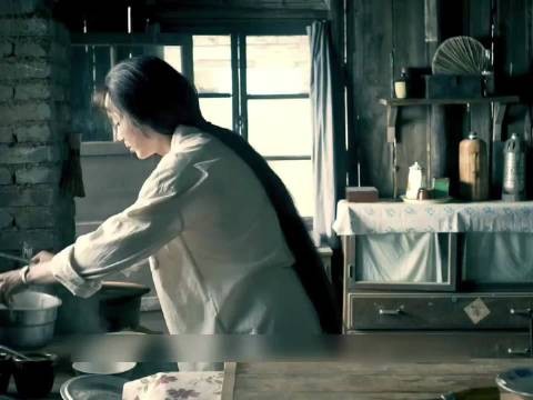 一辈子只为自己活，娃天天挨饿