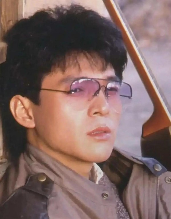 台湾男歌手歌王争霸战：巨星同台争锋