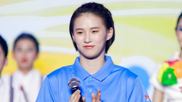 陈芋汐被“挤”出C位背后：体育巨星为何在娱乐舞台沦为配角？