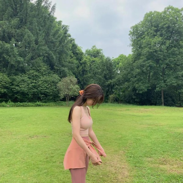 明星为何偏爱网络名人伴侣：背后的原因与现象探讨