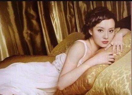 明星们从荧屏到红毯的非凡人生旅程