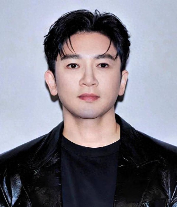 娱乐圈11位明星学历高的离谱，原来学神都在偷偷搞事业?