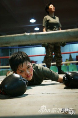 汤小米(王洋)不服输的眼神