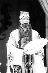 铁杆戏迷“四个希望”怎样使京剧新秀成为明星