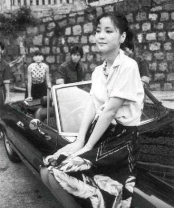 李宗盛说：演艺圈很多人是“奇迹”，但唯有邓丽君可以成为“传奇”