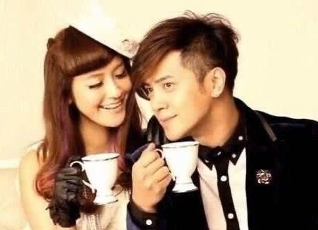 罗志祥张大奕旧照曝光,俩人穿情侣装扮“情侣”,张大奕颜值不输