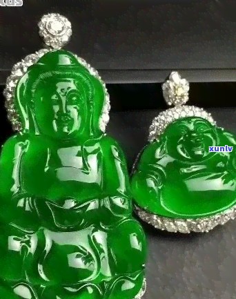 翡翠的帝王绿：价值评估与市场趋势分析