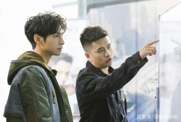 明星实时热度战报速递，拢龙稳站C位，迪丽热巴新剧备受期待