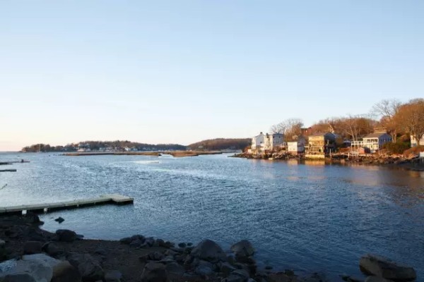 影视行业紧缺优秀剧本，单兵作战还是团队协作？