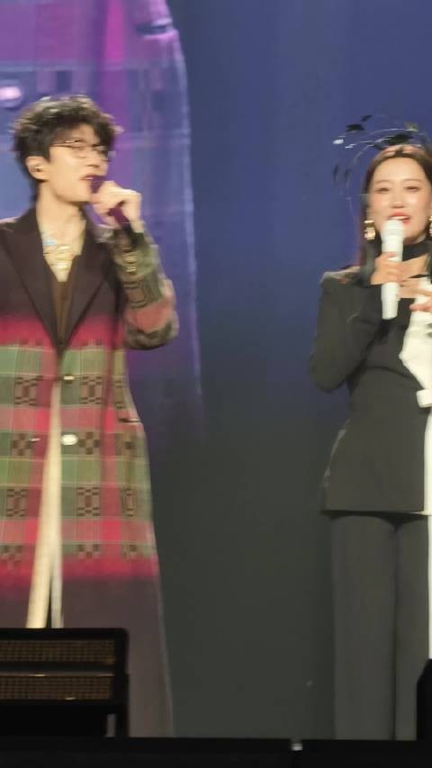 许嵩谭晶兑现素颜之约，2027年将合作全妆