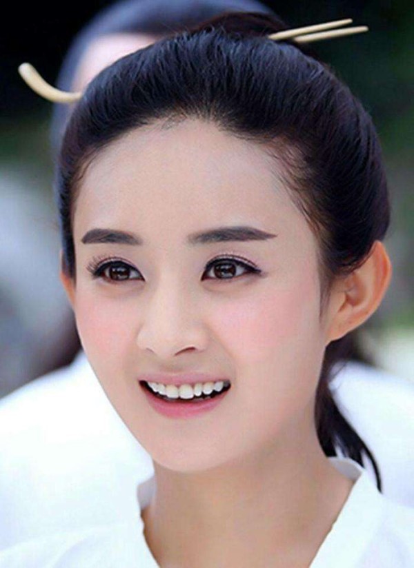 赵丽颖接连被国际品牌解约,难道已经到了事业巅峰?她还能红多久?