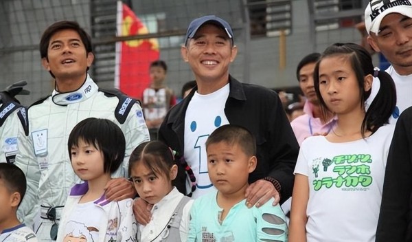 超十亿捐款的明星慈善家,他们如何以爱心照亮人生舞台