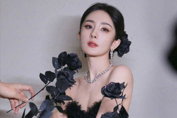 娱乐圈有名的5位顶级老板娘，个个貌美如花，地位无法撼动