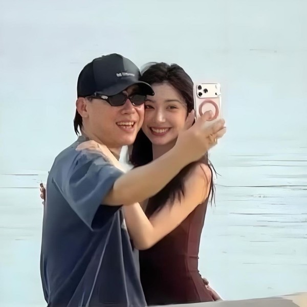 胡彦斌易梦玲恋情曝光,16岁年龄差引热议