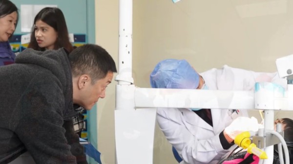 知名男星口碑反转，超23万人捐款1200万元