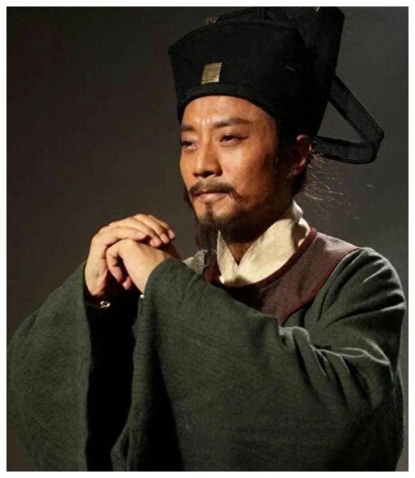 水浒传—那既然宋江厚黑，又舍得花钱，为啥在朝廷吃不开呢？