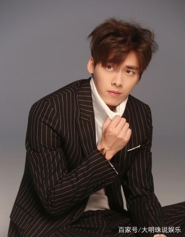 网评男演员影响力榜，第1不是“金鹰影帝”李易峰，胡歌竟排第6！