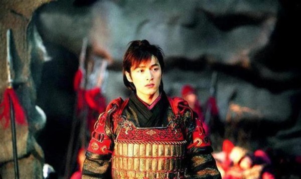 胡歌演技巅峰 6 大剧集，前三部绝了，伪装者 遗憾落选背后竟有这些原因