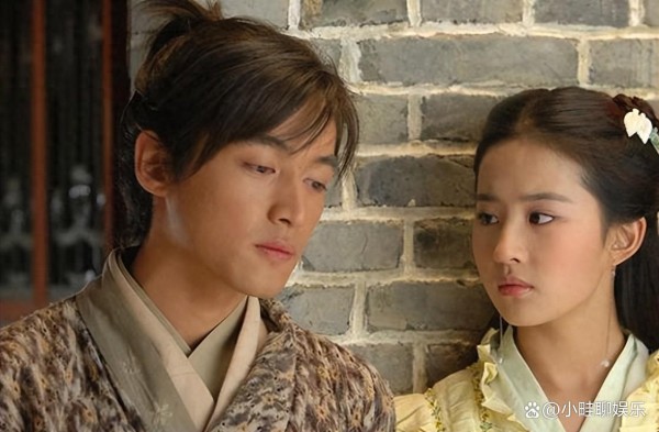 伪装者三兄弟：胡歌有繁花，靳东有我的前半生，王凯有大江大河