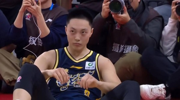 重磅消息！多支CBA豪门争抢NBA冠军中锋，广东男篮有望高价截胡成功？