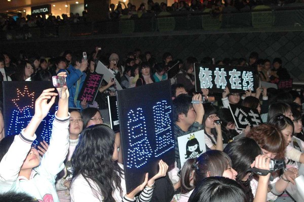 明星也追星！盘点娱乐圈里的周杰伦真爱粉