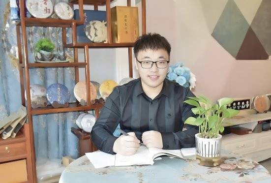 下雪必看！陈昂这些写雪的诗里，藏着亲情、成长与生命真相