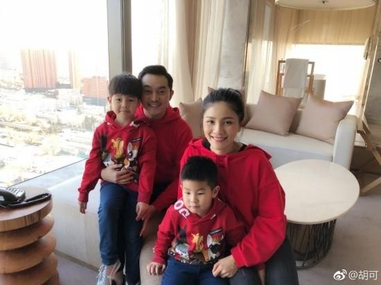 娱乐圈5对羡煞旁人的明星夫妻，个个实力宠妻，最后一对甜炸了