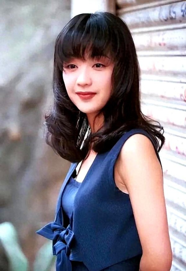 2024香港歌手榜发布，前辈退居幕后，新生代成主力