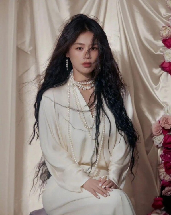 马思纯的星盘解读：艺术 talent与内心冲突