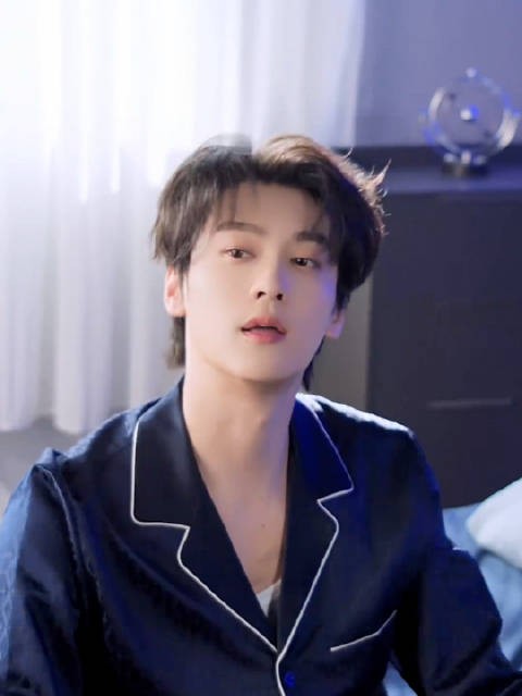 田栩宁清扬广告 1080P 好几个瞬间幻视我池