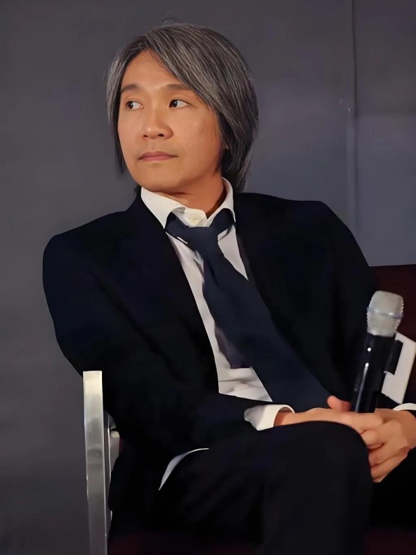 娱乐圈明星参与公益慈善捐款活动,积极承担社会责任,回报社会