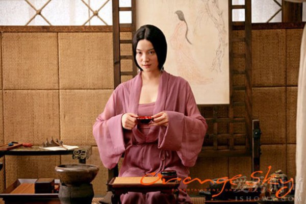 星热点:小宋佳吻戏大尺度剧照 宋佳吻戏视频集锦 第4张