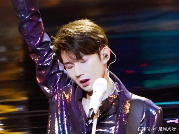 许多著名歌手参加了王源官宣演唱会，嘉宾阵容是期待